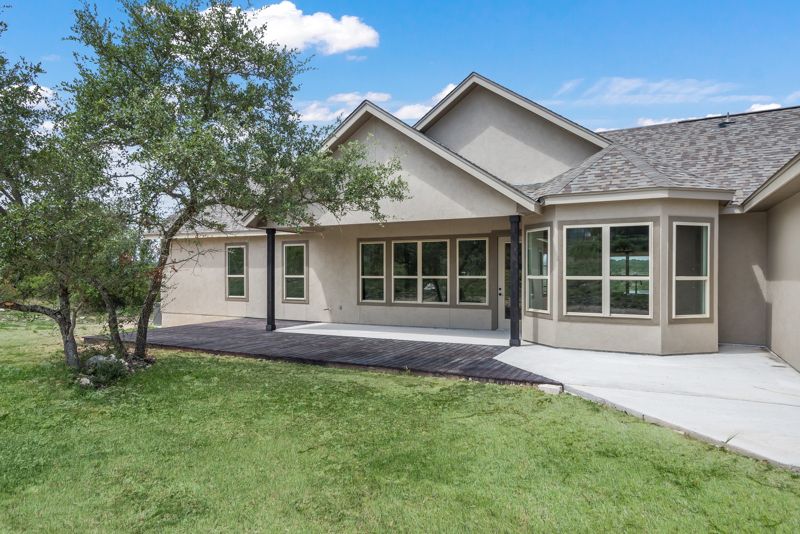 1170 Via Principale Vintage Oaks New Braunfels